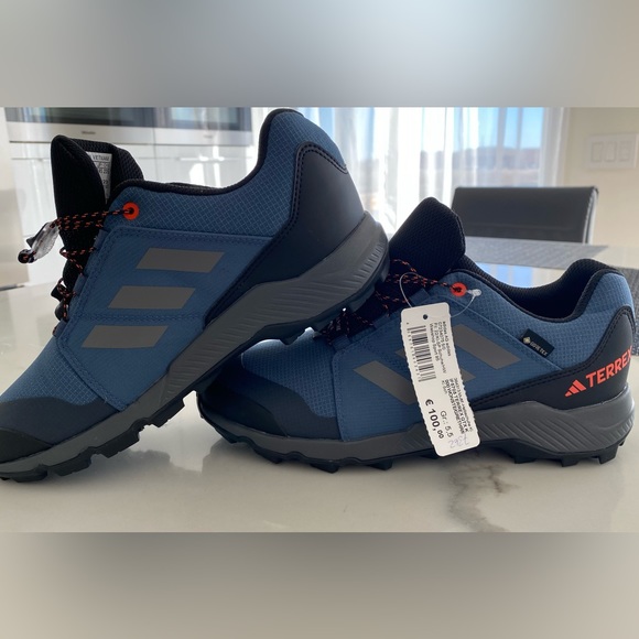 NWT Adidas Terex boys shoes size 6 - Picture 4 of 6